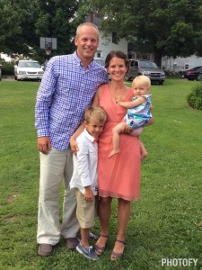 Kelly Helminski Family Picture Healthy Mom Wacky Apple Blogger